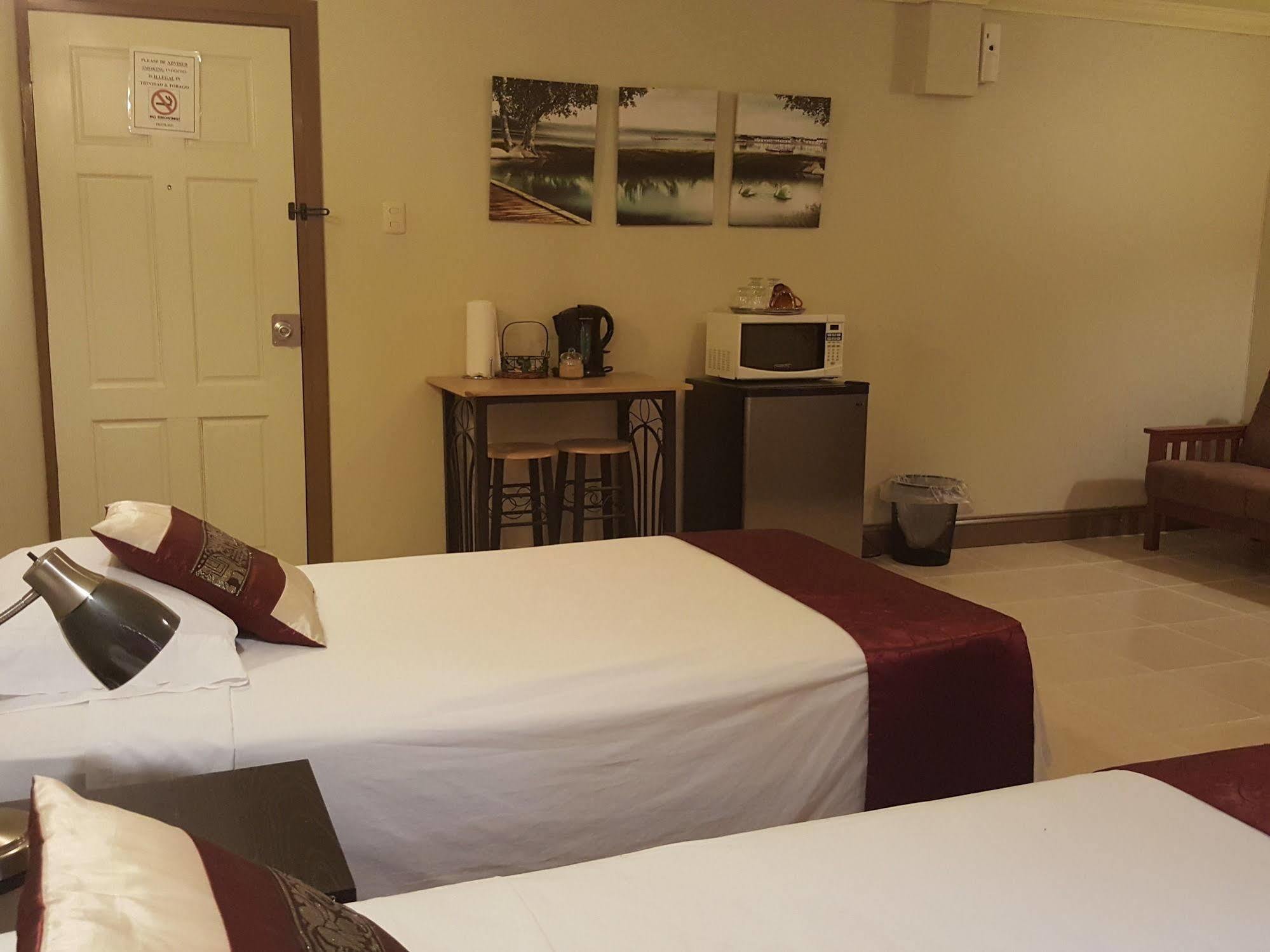 Savannah Maison Guest House Port of Spain Ngoại thất bức ảnh